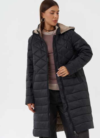 Стеганый пуховик с капюшоном