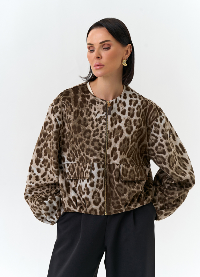 Женское укороченное пальто с анималистическим принтом модель № 32554 универмаг малина