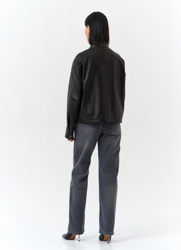 Женская куртка из натуральной кожи