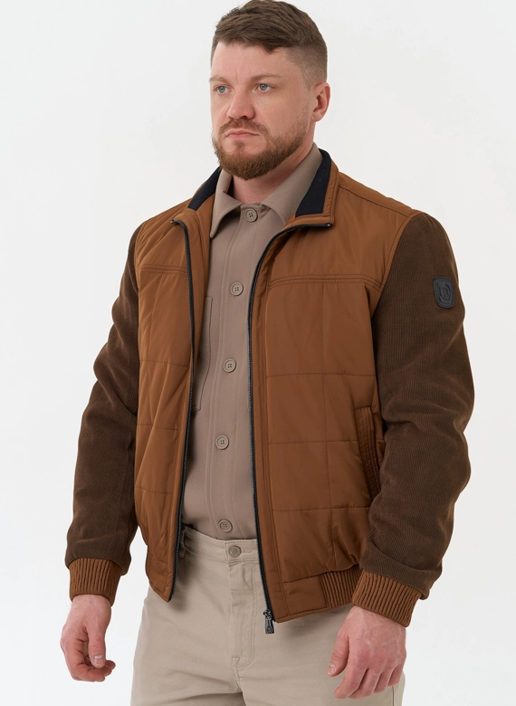 Мужская куртка бомбер коричневого цвета