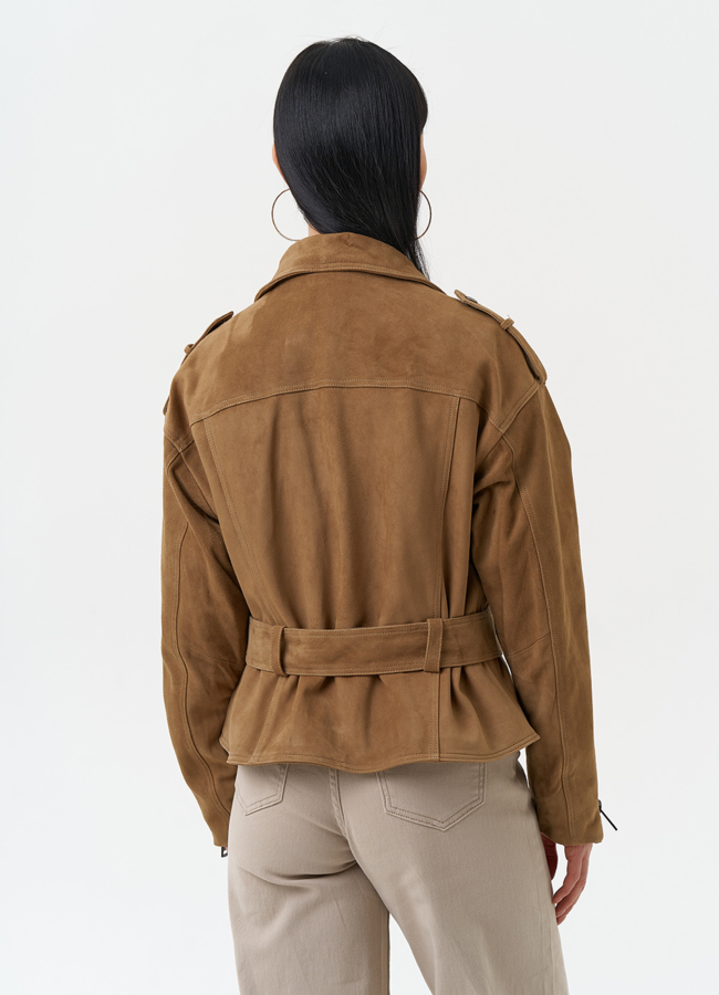 фото Куртка женская из натуральной замши с поясом модель № 30364