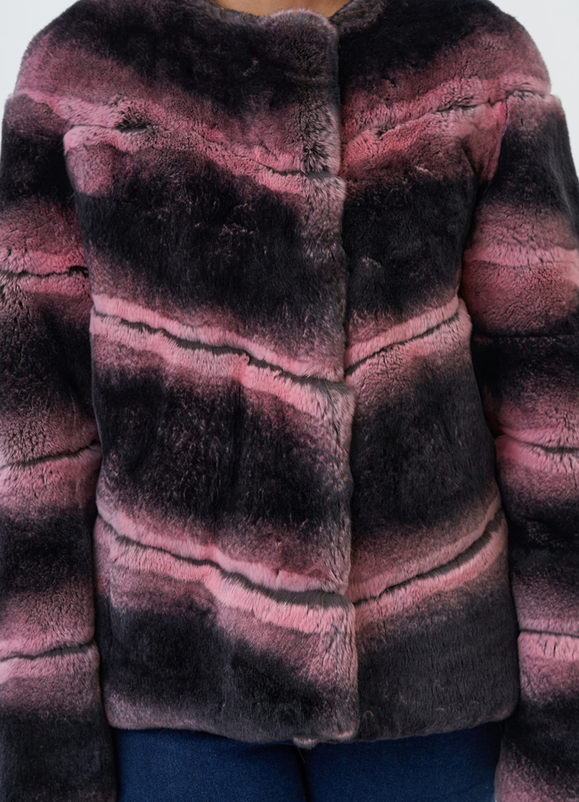 Короткая шуба из меха кролика модель № 28899 в рассрочку