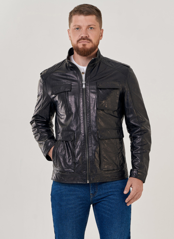 Кожаная куртка с накладными карманами