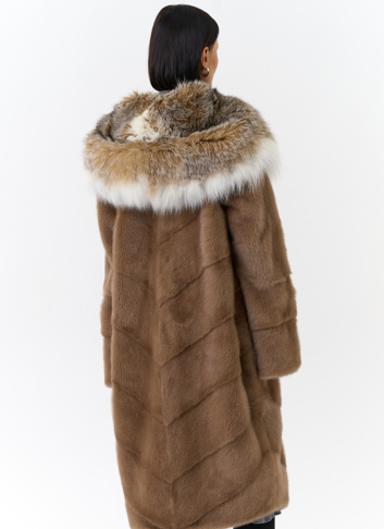Норковая шуба с рысью