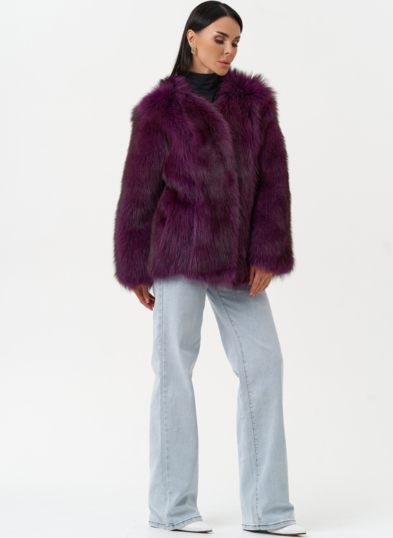 Женская куртка из меха канадского енота