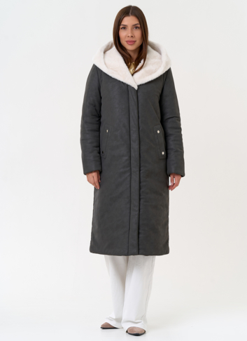 Пуховик из эко кожи с капюшоном из эко меха