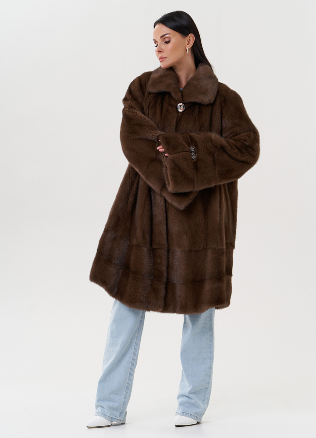 Женская шуба из меха норки модель № 27600 меха малина