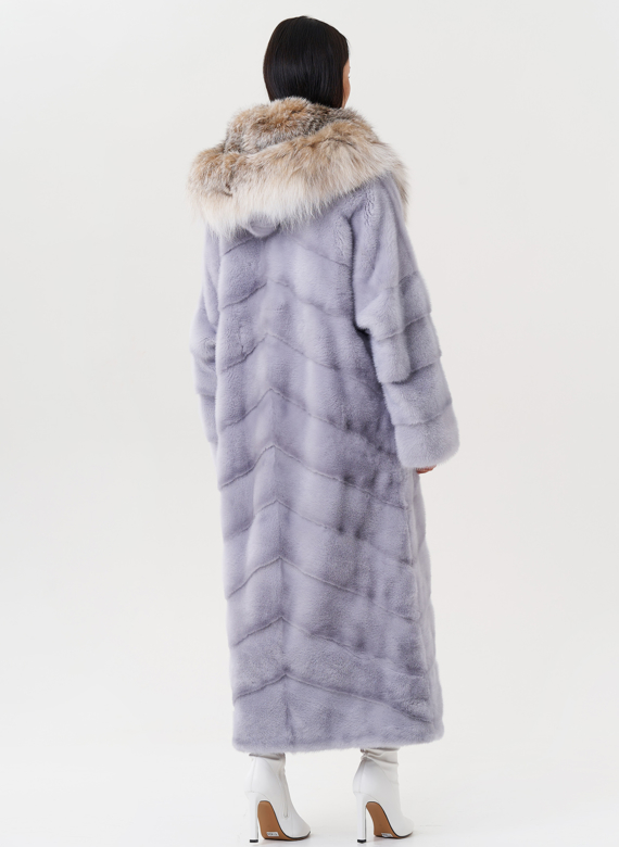 Женская норковая шуба с капюшоном из меха рыси