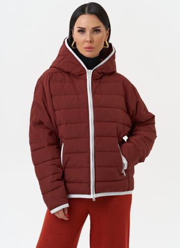 Женская утепленная куртка в бордовом цвете