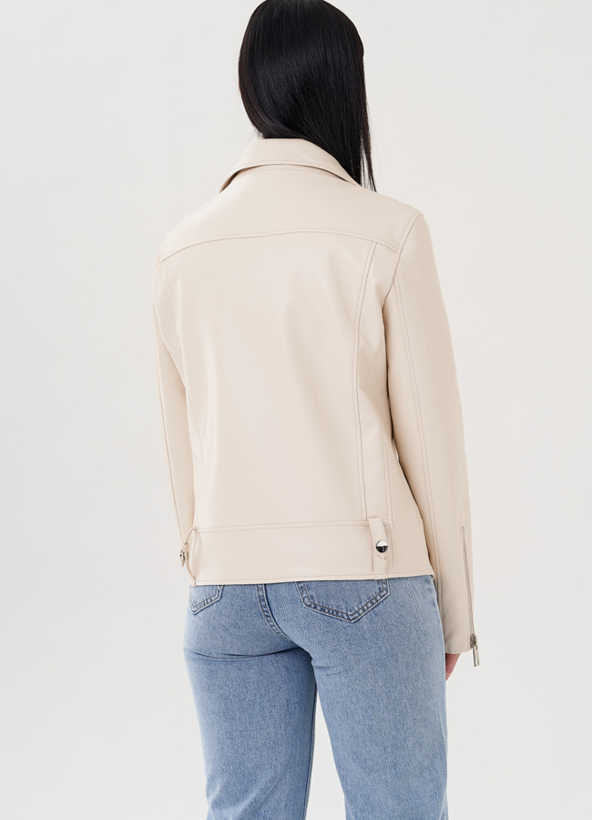 Светлая куртка косуха из эко кожи модель № 24218 универмаг малина