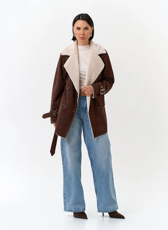 Женская дубленка из эко замши с английским воротником